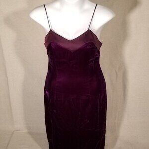 Plum Velvet Fitted Cocktail Dress